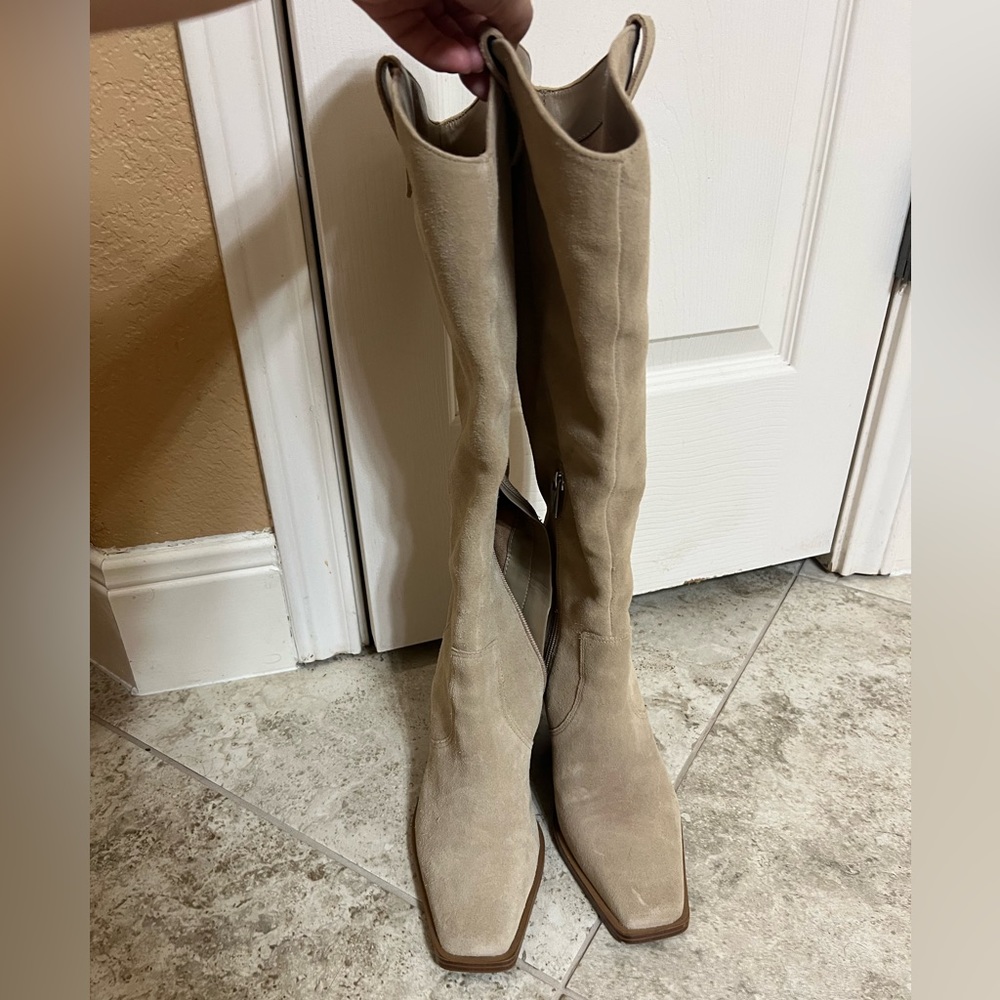 Vince Camuto Afelia Boots Size 7.5 Wide Calf
